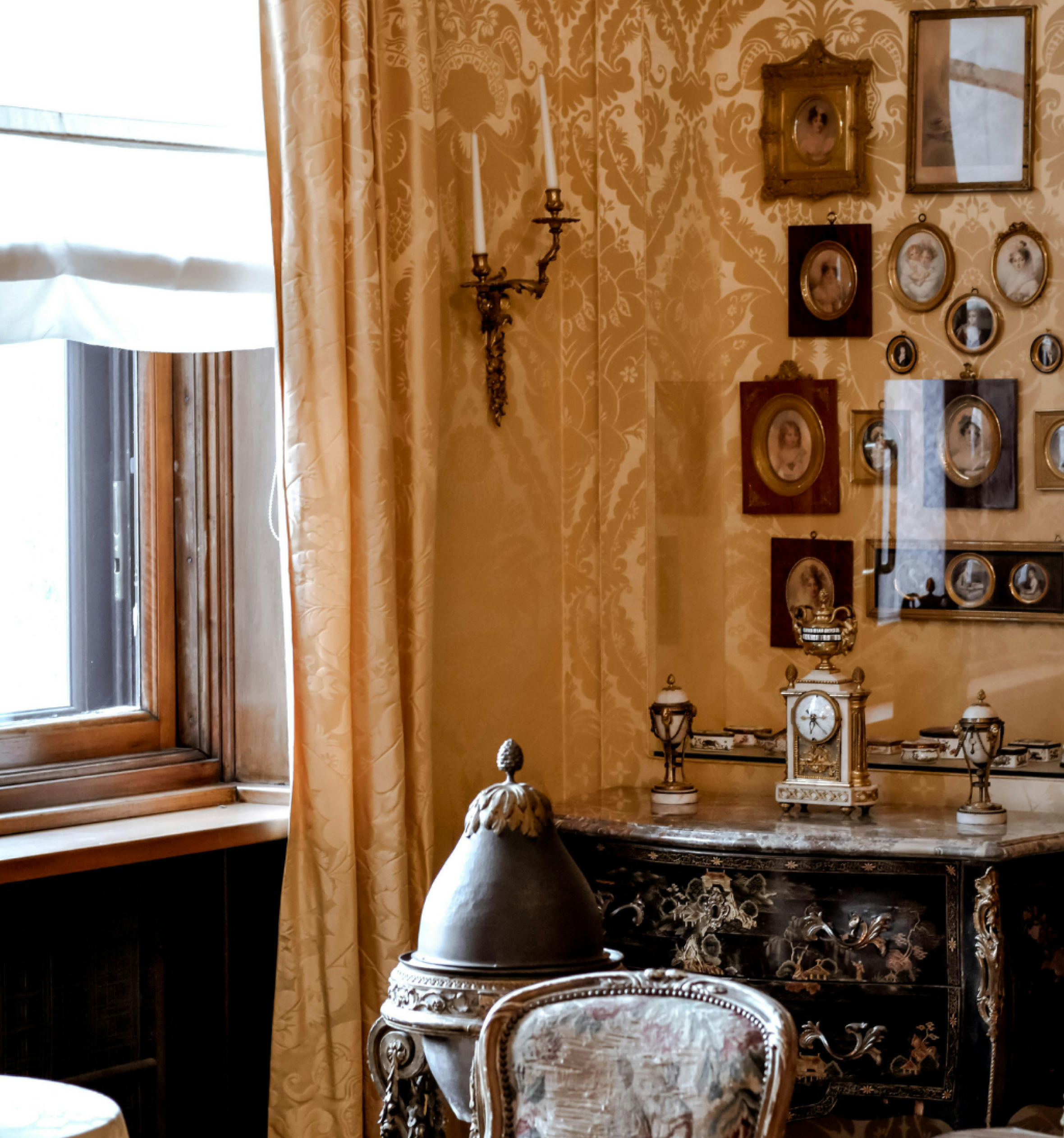 contact us,get in touch,antique store in Maryland